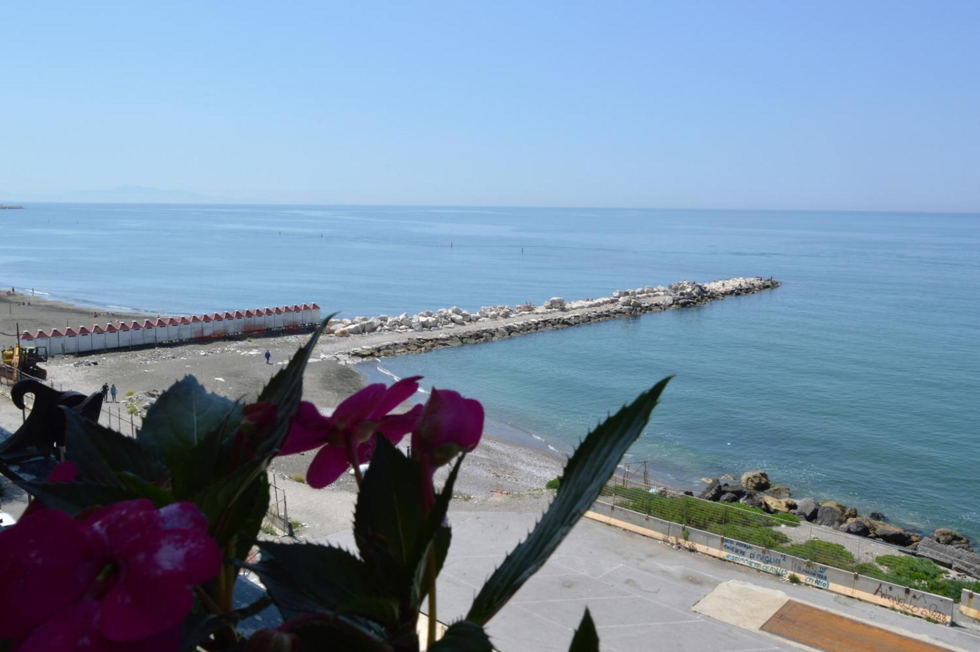 B&B Fronte Del Mare Salerno Ngoại thất bức ảnh