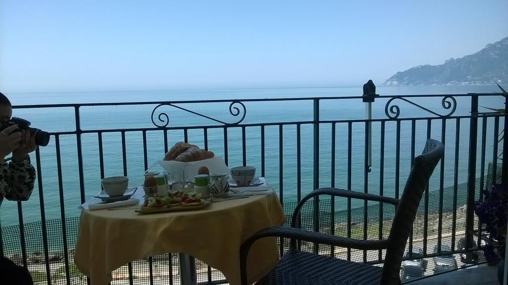 B&B Fronte Del Mare Salerno Ngoại thất bức ảnh